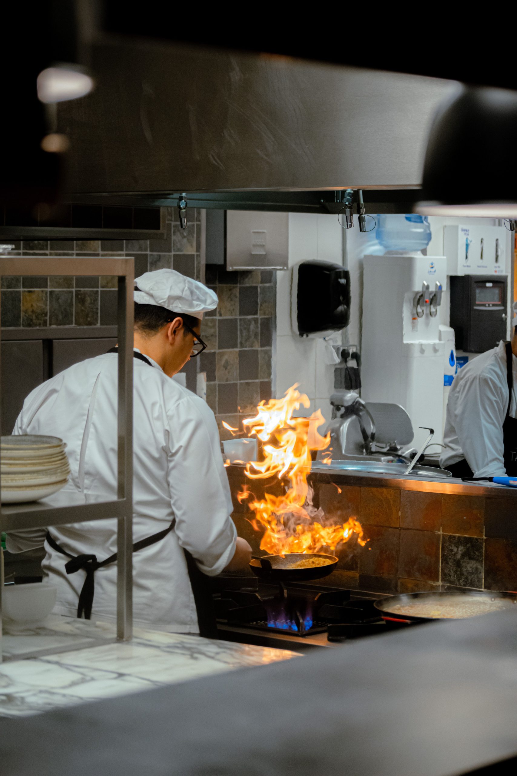 Oscar-Louis Etchebest identité chef cuisine